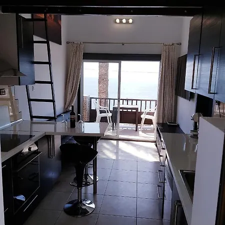 Deluxe Seaview-sunsets !transfe-r Inc! Pool,2aircond,2tv65