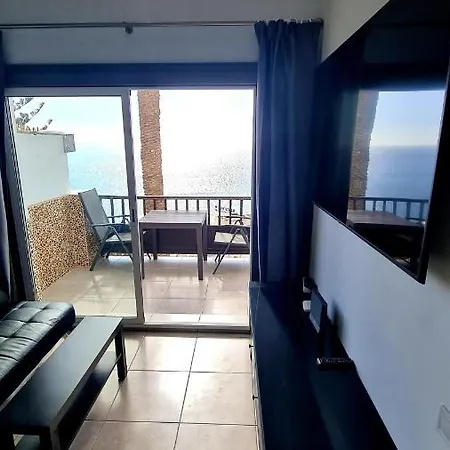 Deluxe Seaview-sunsets !transfe-r Inc! Pool,2aircond,2tv65