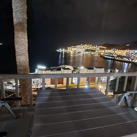 Deluxe Seaview-sunsets !transfe-r Inc! Pool,2aircond,2tv65